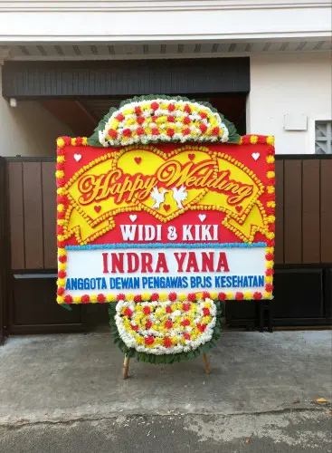 Papan Bunga Pernikahan genteng banyuwangi